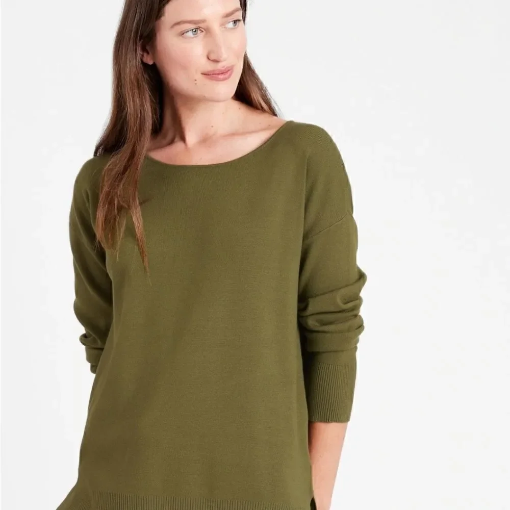 Banana Republic Flowy Tunic Sweater - Picture 6 of 9